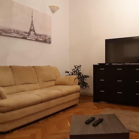 Apartman Pozeg Apartment Zagreb Bagian luar foto